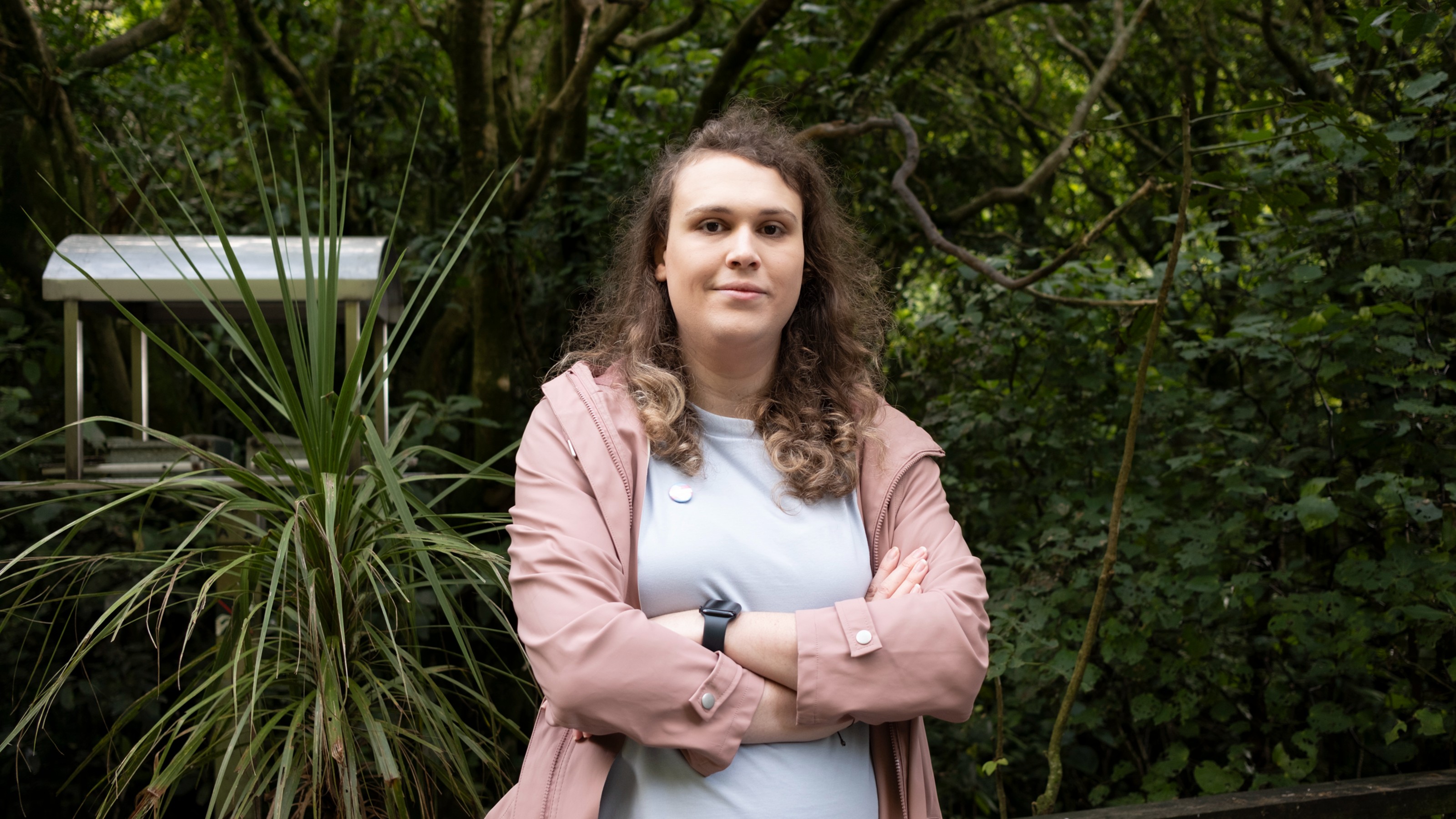 Master of Science in Artificial Intelligence (AI) student Abigail Clennel conducting research in Zealandia